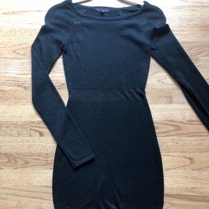 Black long sleeve reposting for @elisha_r